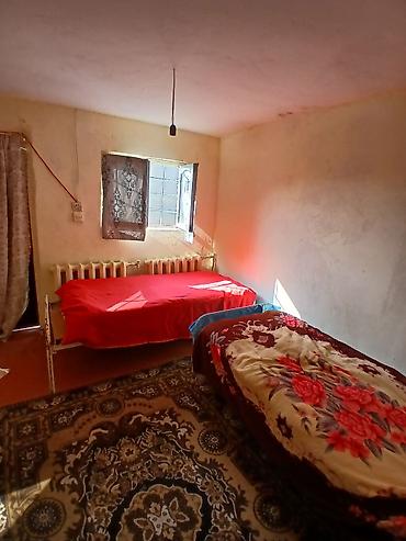 gunu 20: Kamunal bizlikdi.Vay fay var.Adelnidi qapisi kuceye acilir.Heyetde — 2