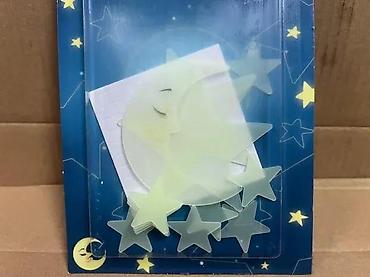 Kreativni setovi za decu: Sjajne nalepnice koje svetle u mraku – set Mesec i zvezde (13 kom) - — 2