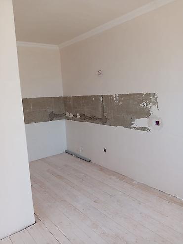 bakıda: Satılır: fərdi yaşayış evi - Tipləri: bir mərtəbəli həyət evi - — 9