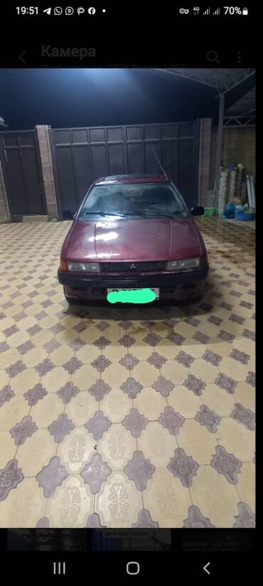 уборочная машина: Mitsubishi Lancer: 1990 г., 1.5 л, Механика, Бензин, Седан