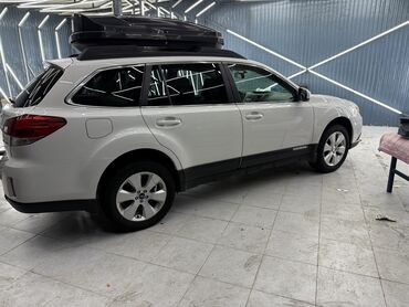 ишу машина: Subaru Outback: 2011 г., 2.5 л, Вариатор, Газ, Универсал