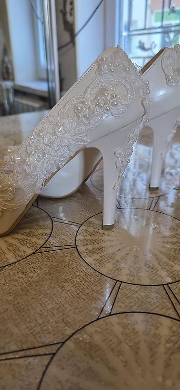 eqa shoes qarayev: Gelin ayaqqabısı. Yenidir.Ağ rəngli yüksək daban qadın tuflisi - — 10