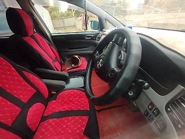 освещение салона: Toyota Ipsum: 2002 г., 2.4 л, Автомат, Газ, Минивэн — 7