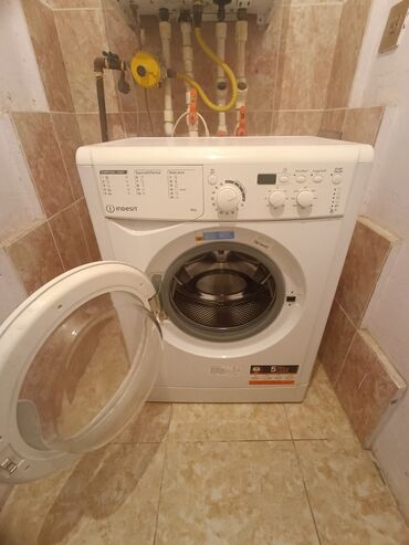 ucuz soyuducu satisi: Стиральная машина Indesit, 6 кг, Автомат, Без сушки, Нет кредита