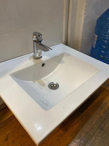 seramik: Ağ rəngli seramik hamam/lavabo dəsti - Tezgahüstü düzbucaqlı lavabo — 3