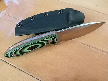 Lov i ribolov: Fiksni nož - Oštrica: široka drop-point forma sa sekundarnim usekom — 10