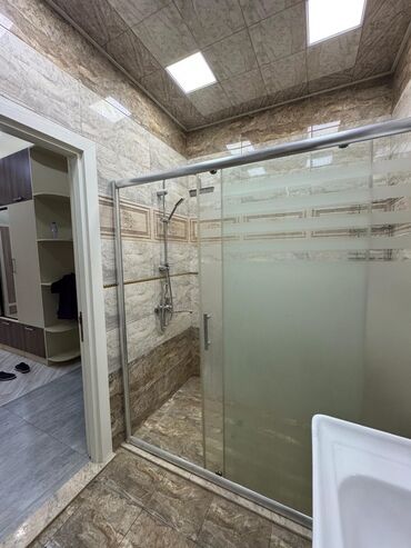 Günlük kirayə mənzillər: 3 otaqlı, Nizami r. r-nu — 8