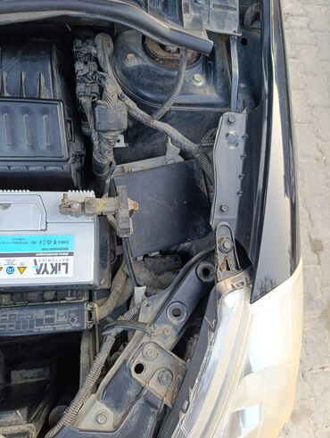 Nissan: Nissan Tiida: 1.6 l | 2011 il Hetçbek — 7