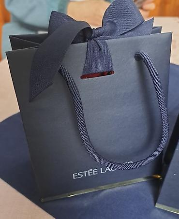 Kosmetik dəst, 2 məhsul, Yeni, Ünvandan götürmə