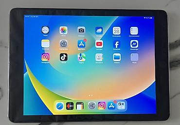 Apple iPad: IPad 5 satıllır. İdeal işlək vəziyyətdə, (üzərində YouTube, Instagram — 1