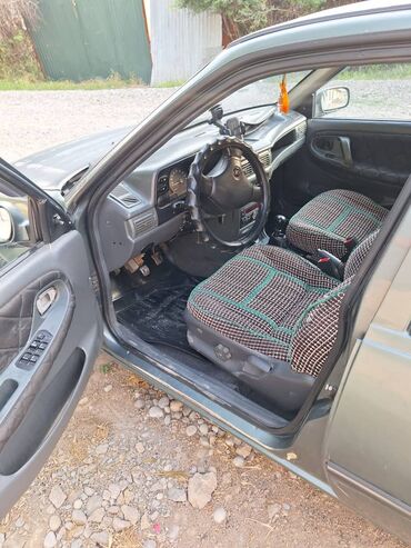 домкрат для авто: Daewoo Nexia: 1995 г., 1.5 л, Механика, Бензин, Минивэн