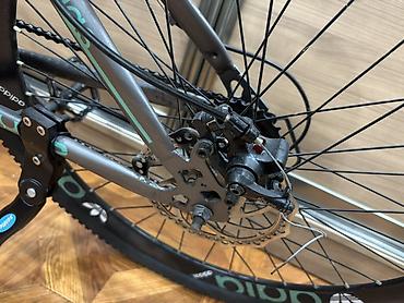 adidas velo: Sport velosiped 26. Hər iki təkərdə yeni alınıb. Oturacağı üçün çexolu — 7