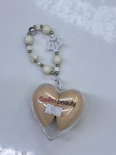 сердце бисером: Брелок-аксессуар Sweet Beauty в форме сердца - Компактный — 1