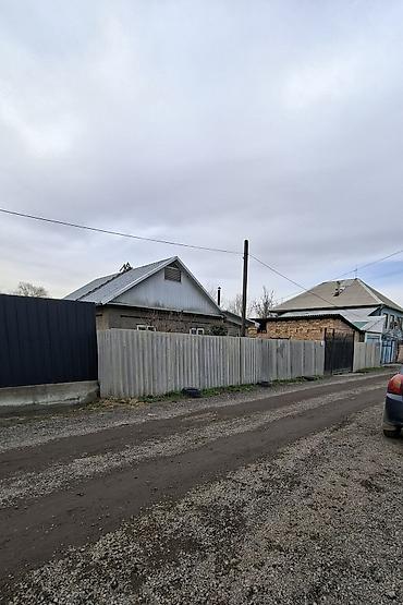 Продажа коттеджей и домов: Продается!!! Дом в г Бишкек( бывшее с. Пригородное, недалеко от — 1