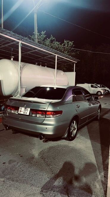 домкрат воздушный: Honda Accord: 2003 г., 3 л, Типтроник, Газ, Седан
