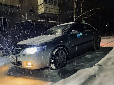 Honda: Акорд сл 7 2.4 
уч арменя