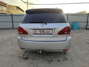 буксир: Toyota Avensis Verso: 2002 г., 2.4 л, Автомат, Бензин, Минивэн — 3