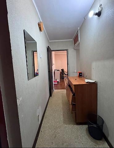 Продажа квартир: 1 комната, 43 м², 6 мкр 104 серия, 4 этаж, Требуется ремонт — 3