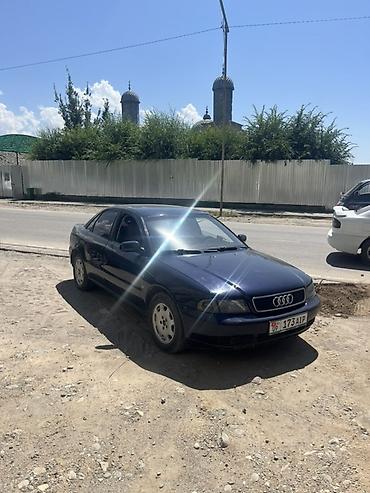 Унаа: Audi A4: 1995 г., 1.8 л, Кол менен иштөөчү, Бензин, Седан — 3
