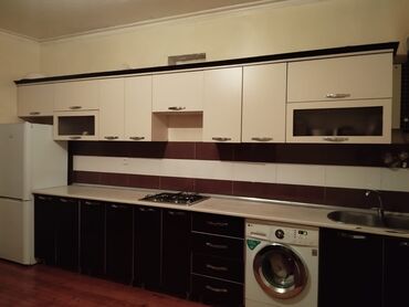 quxna mebeləri: Metbex mebeli satilir Olcu 4.80 metr Qiymet 250 azn uzerinde hecne
