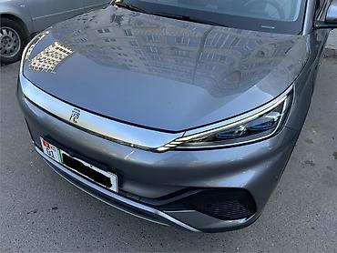 електромобилы: BYD Yuan Plus: 2022 г., Электромобиль, Кроссовер — 2