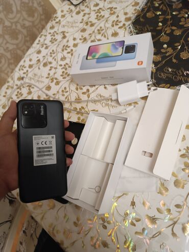 28 may telefon: Xiaomi Redmi 10A, 4 GB, цвет - Серый, 
 Отпечаток пальца