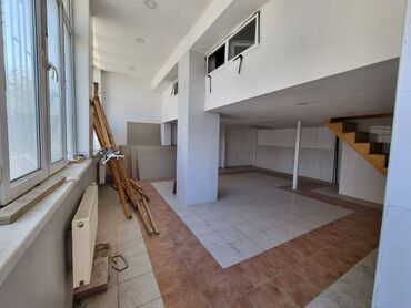 Kommersiya daşınmaz əmlakının satışı: ⚜️Təcili, yeni tikilinin altında kupçalı obyekt satılır! ⚜️23 — 10