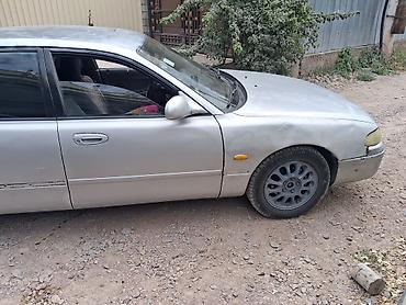 e klass: Mazda 626: 1992 г., Механика, Бензин, Хэтчбэк — 2