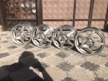 авто следующим выкупом: Предлагаются автомобильные диски в комплекте из четырех штук. Диски