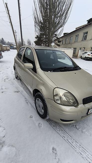 Toyota: Toyota Vitz: 2003 г., 1.3 л, Вариатор, Бензин, Хэтчбэк — 9