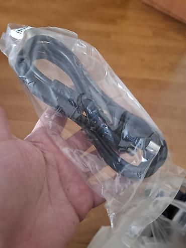 cat 5 kabel: Məhsul: Ethernet şəbəkə kabeli (RJ45) Xüsusiyyətlər: - Uclar: RJ45 — 1