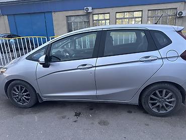 fit 2019: Honda Fit: 2017 г., 1.5 л, Вариатор, Бензин, Хэтчбэк — 3