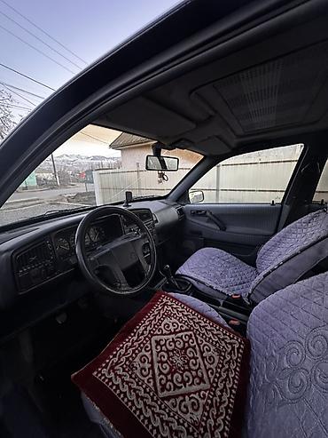 Унаа: Volkswagen Passat Variant: 1991 г., 2 л, Кол менен иштөөчү, Бензин, Универсал — 3
