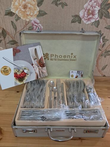 Termoqablar: Phoenix brendinin 18/10 paslanmayan poladdan hazırlanmış bu bıçaq