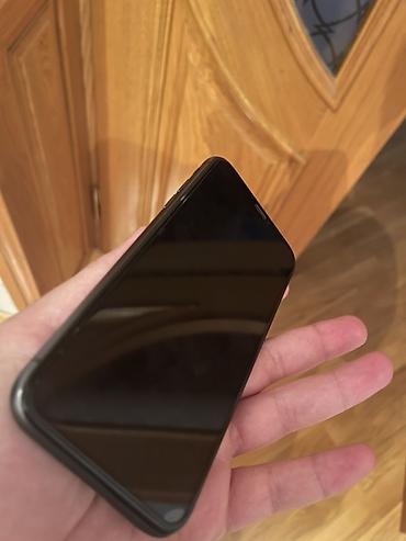 18 iphone: IPhone 11, Qara, Face ID — 2