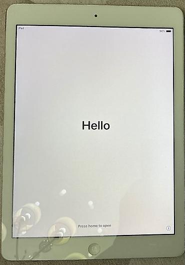 i̇pad: Планшет, Apple, Б/у, Классический — 3