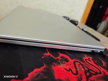 macbook pro 17: Əməliyyat Sistemi: Lisenziyalı Windows 11 Pro Prosessor: Intel Core — 4