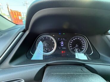 Hyundai: Hyundai Sonata: 2019 г., Седан — 21