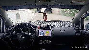 jak авто: Honda Jazz: 2007 г., 1.3 л, Механика, Бензин, Хэтчбэк — 7