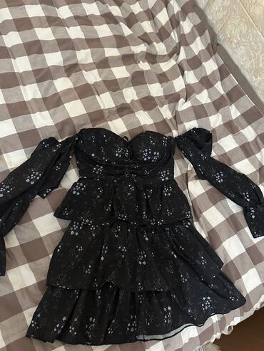 вечернее платье с кружевными рукавами: Вечернее платье, Короткая модель, С рукавами, S (EU 36)
