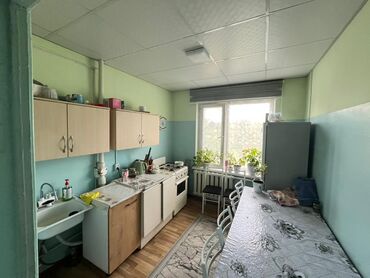 суточная квартиры бишкеке: 2 комнаты, 65 м², 2 этаж, Евроремонт