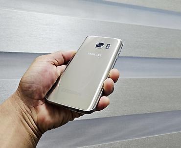 galaxy tab e: Samsung Galaxy S7, Б/у, 32 ГБ, цвет - Золотой, 1 SIM — 10