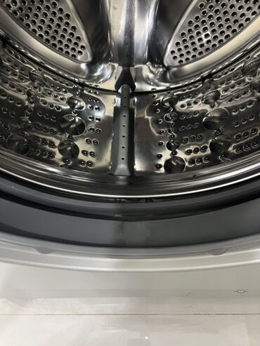 Paltaryuyan maşınlar: LG paltaryuyan maşın – 6 kq İdeal vəziyətdədir. Çürüyü pası yoxdu — 4