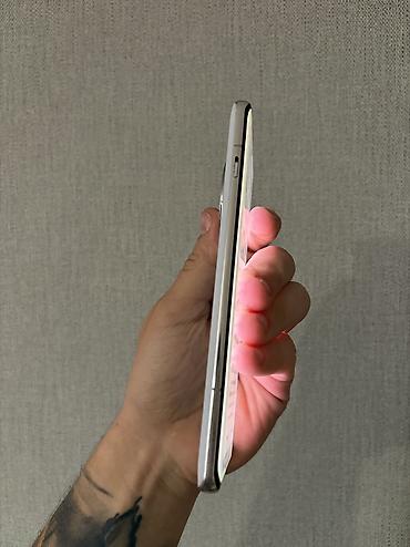 nintendo switch oled: OnePlus 12, Б/у, 512 ГБ, цвет - Белый, 2 SIM — 4
