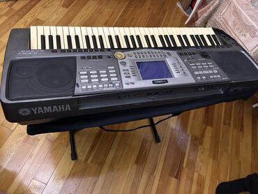 yamaha psr 740: Синтезатор, Yamaha, Б/у, Самовывоз