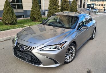 Lexus: Lexus ES: 2018 г., 2.5 л, Вариатор, Гибрид, Седан