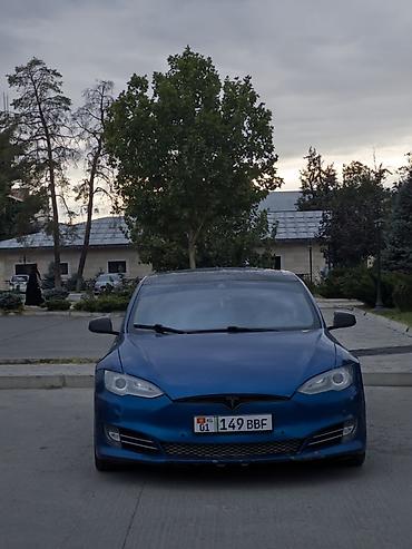 кибер трак: Tesla Model S: 2015 г., Электромобиль, Лифтбек — 5