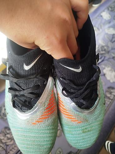 Бутсылар: Nike Phantom 6 Low Elite Цена:2700сом новый 3раза надел по поводу в — 2