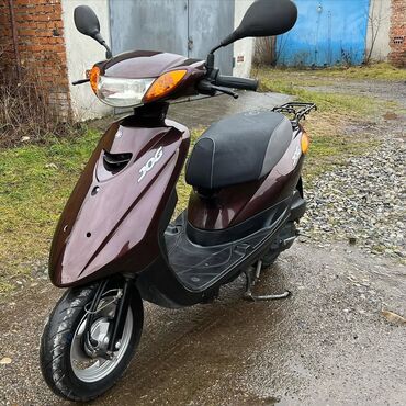 заказать запчасти honda: Yamaha JOG skuter Xüsusiyyətlər: - Rəng: tünd qəhvəyi (bordoya çalan)