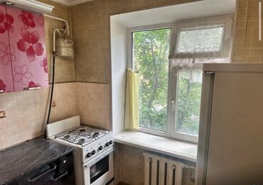 Продажа квартир: 1 комната, 32 м², Индивидуалка, 3 этаж, Старый ремонт